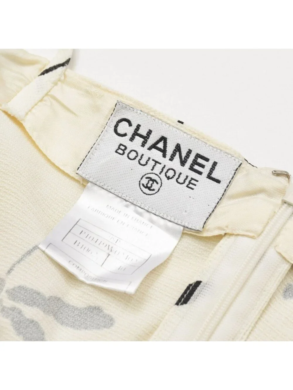 Chanel Mini Dress CC Logo Dragonfly Motif White Black Vintage 4 40